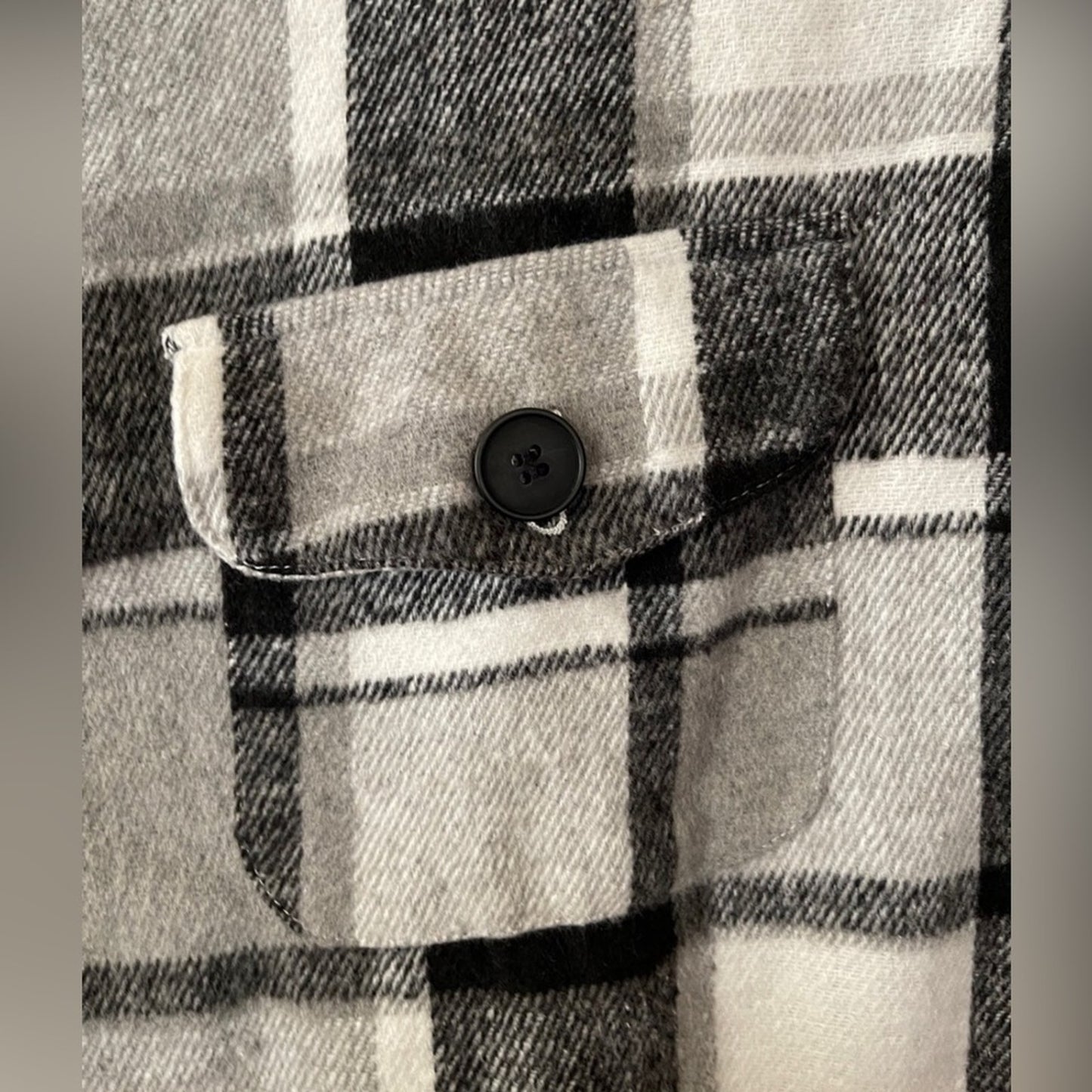 Unishe Plaid Black Shacket