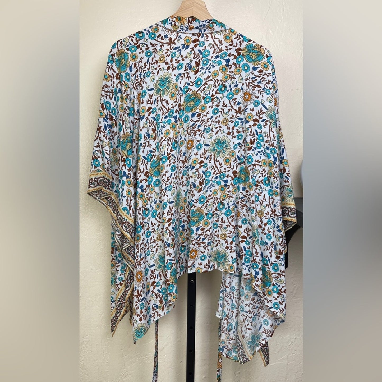 Floral Front Tie Kimono