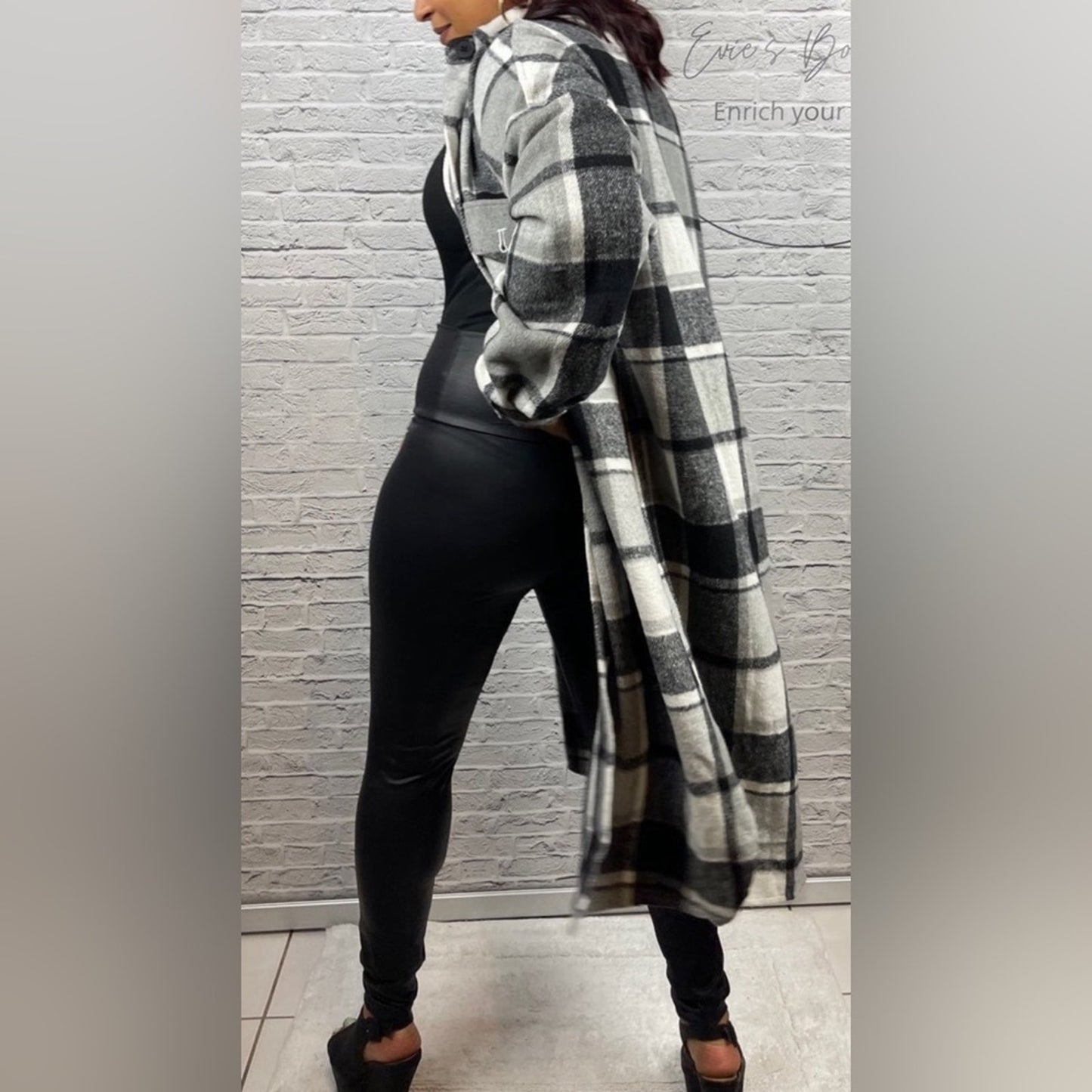 Unishe Plaid Black Shacket
