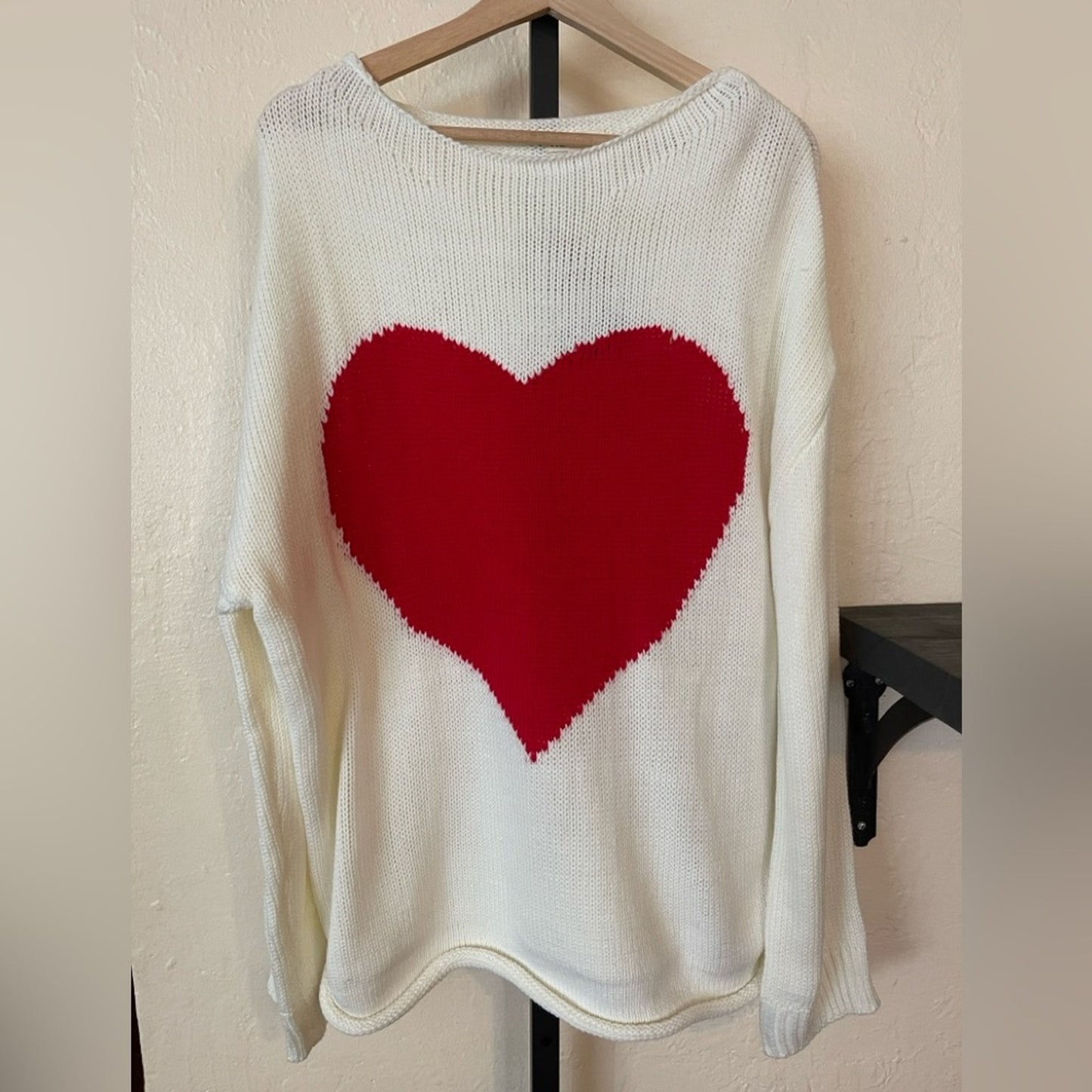Main Strip Heart Sweater