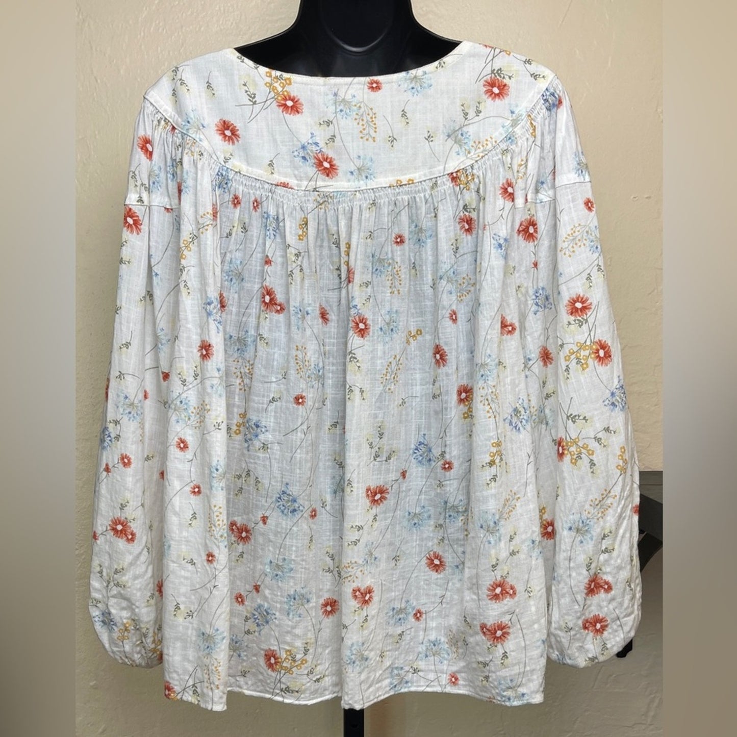 a.n.a Boxy Floral Top