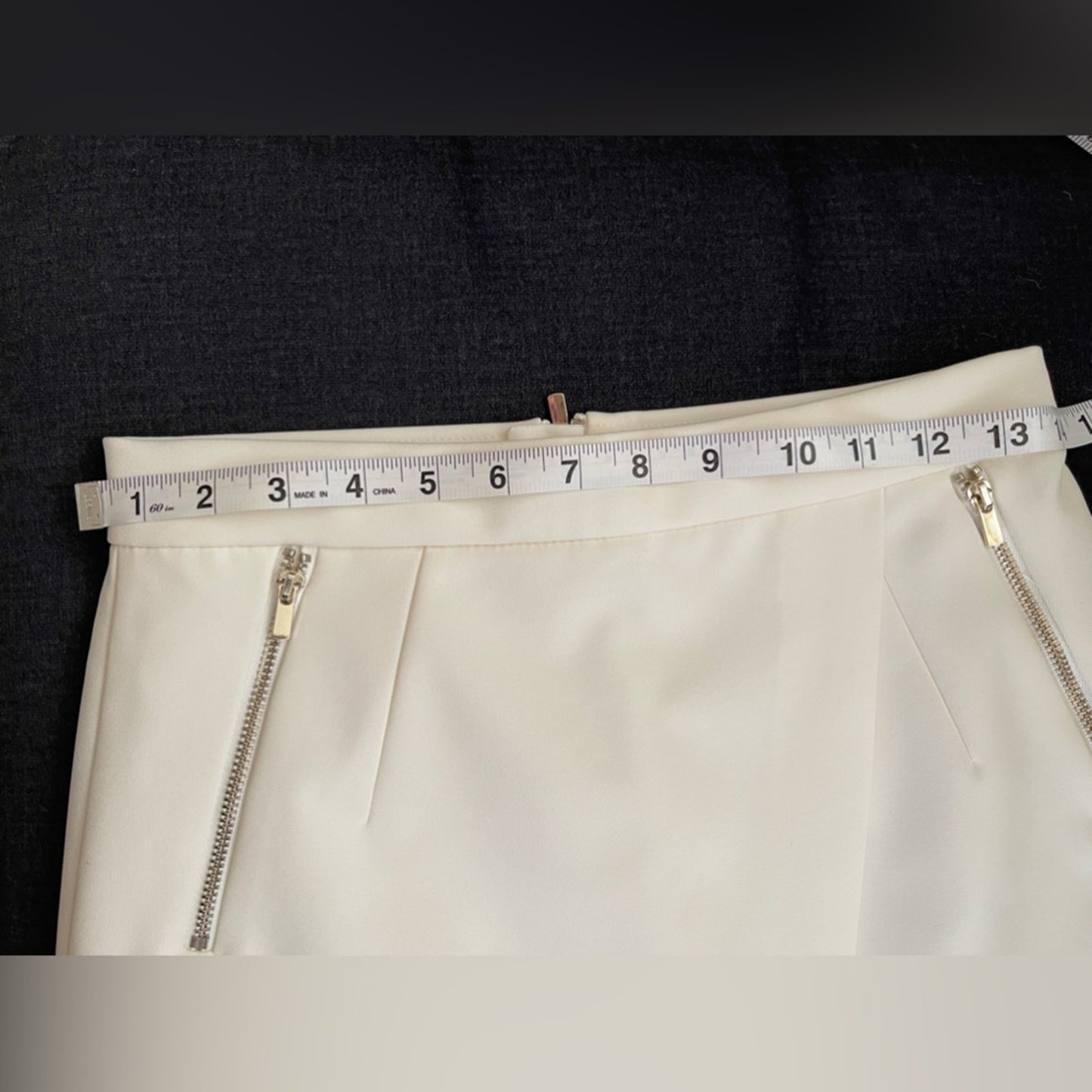 H&M Ivory Pencil Skirt