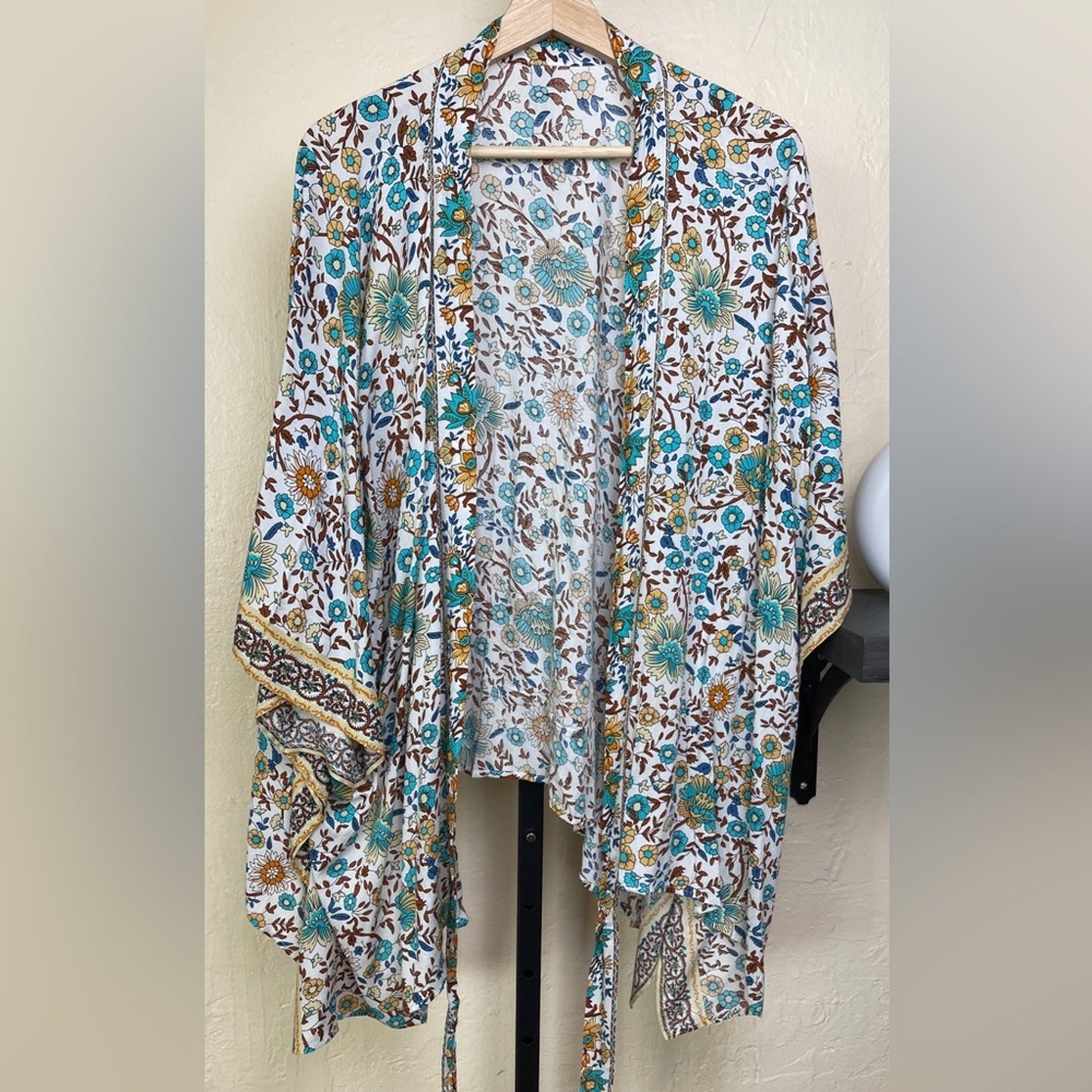 Floral Front Tie Kimono
