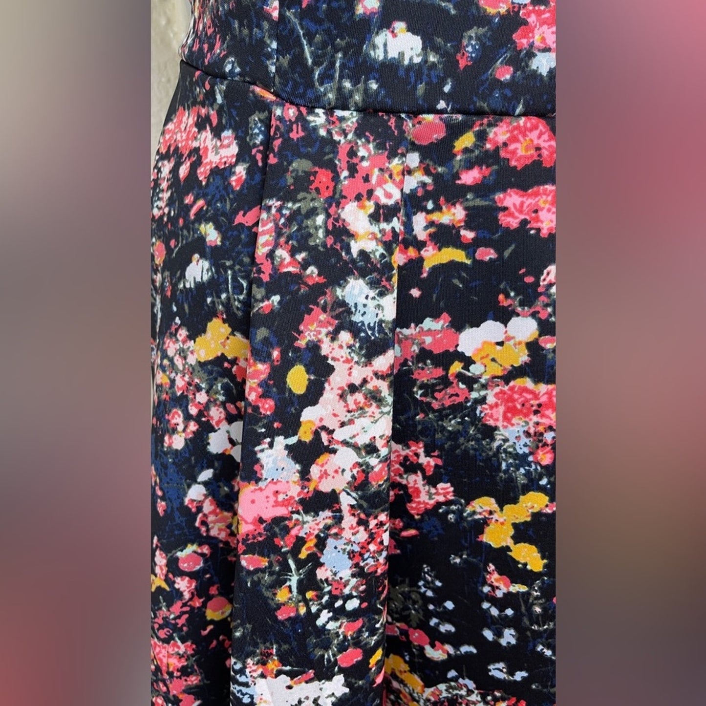 Belle & Sky Black Floral V-Neck Dress
