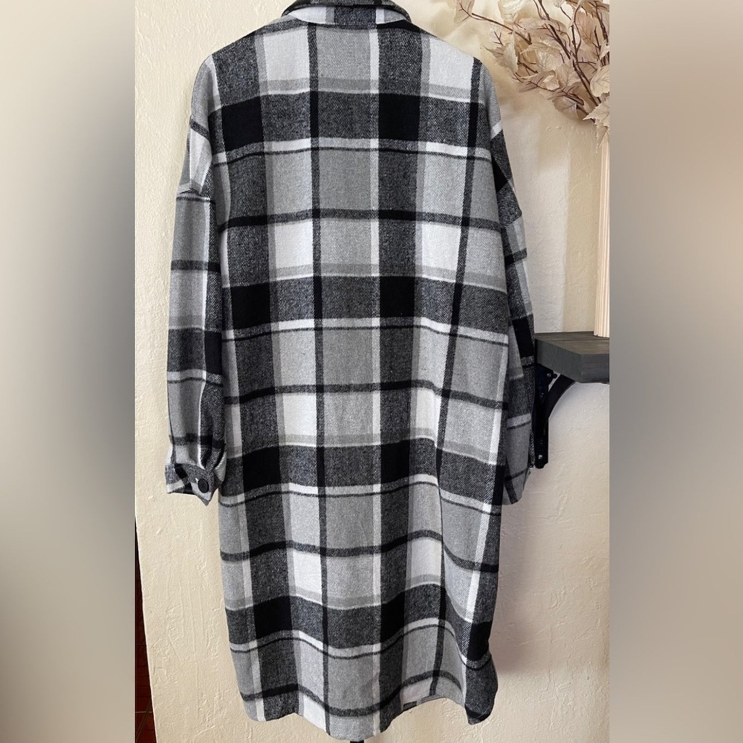 Unishe Plaid Black Shacket