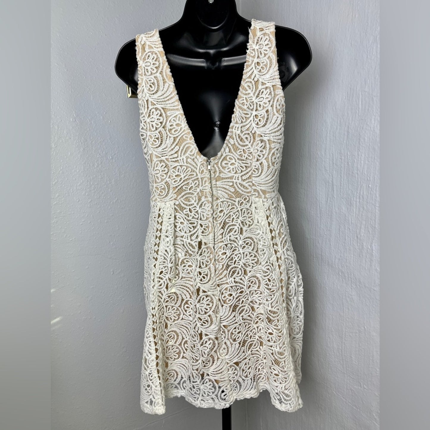 Luxxel Cream/Nude Lace Crochet Low Cut Dress