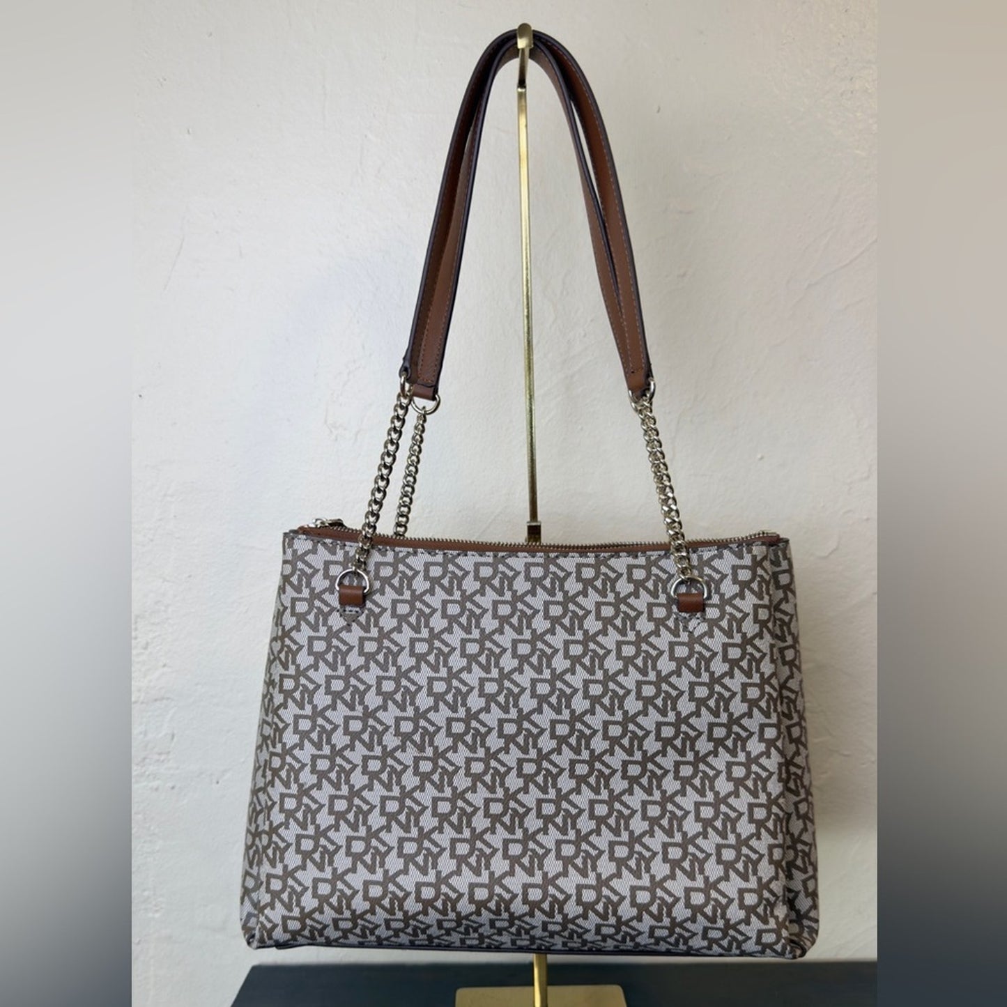 DKNY Bryanna Shoulder Bag - Tan/Cream Monogram Shopper Tote