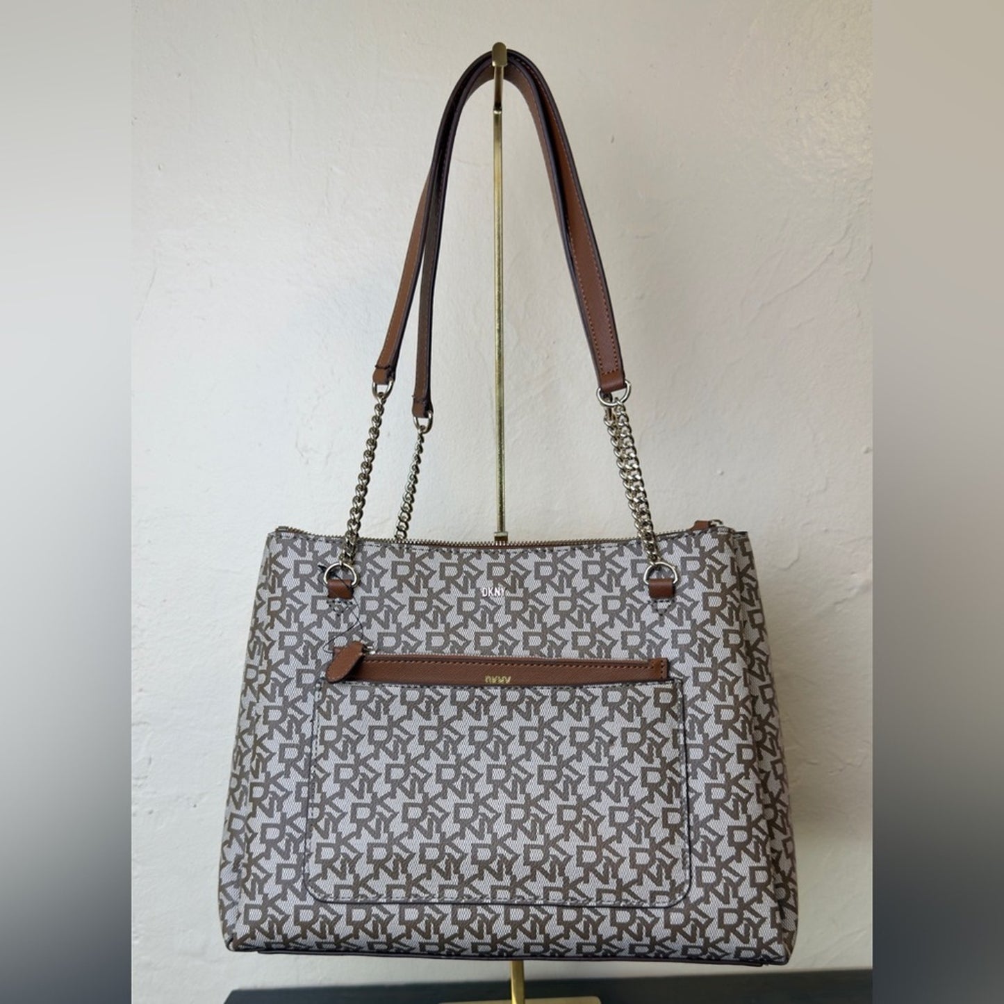 DKNY Bryanna Shoulder Bag - Tan/Cream Monogram Shopper Tote