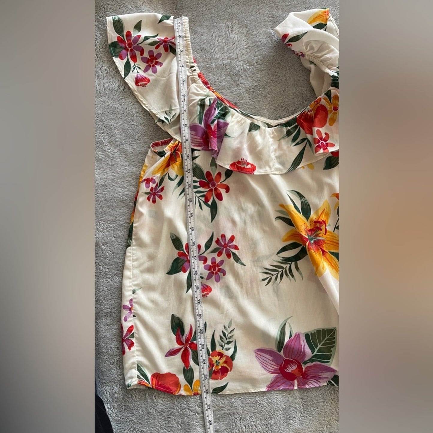 Old Navy Floral Ruffle Top